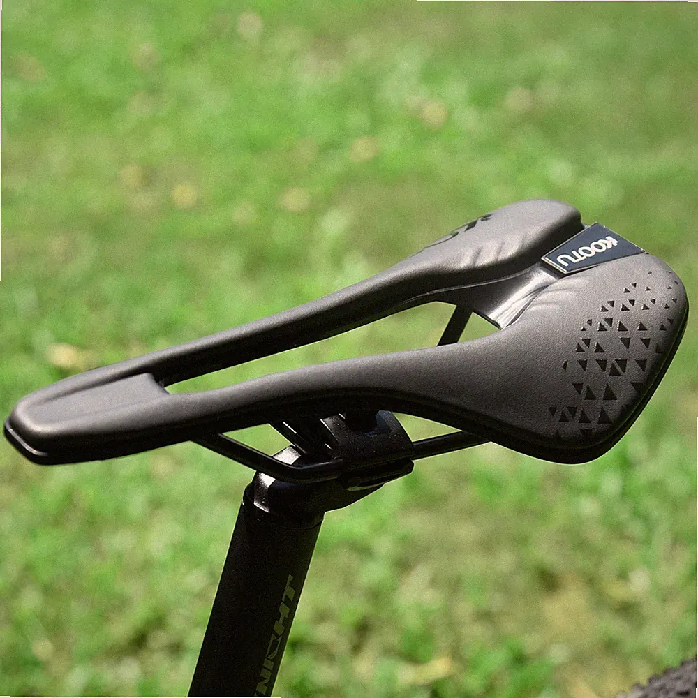 Light Weight Road Bike Saddle Hollow Design Bicycle Saddle for Road/ MtbBike